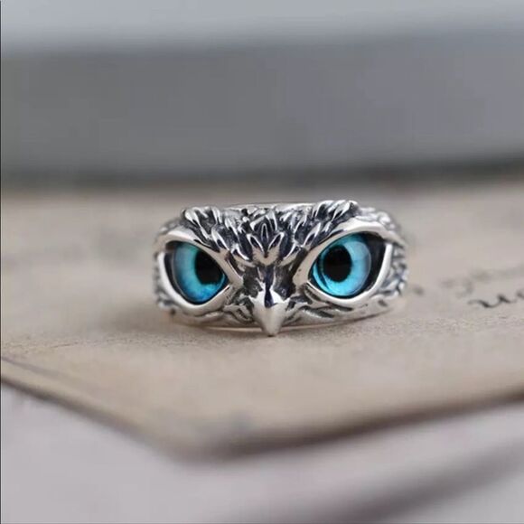Beautiful Owl Statement Ring - Picture 1 of 7